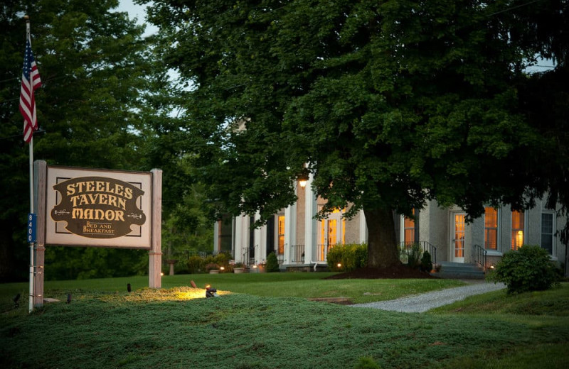 Exterior view of Steele's Tavern Manor B&B.