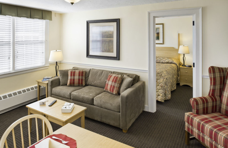 Guest living room at Steele Hill Resorts.