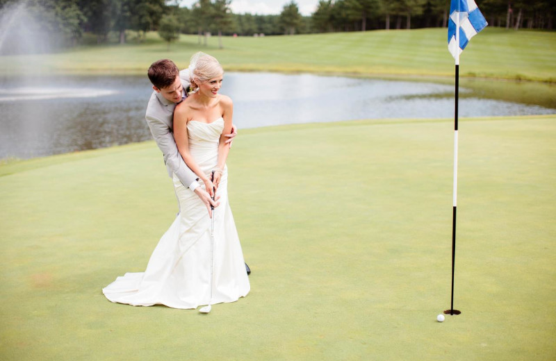 Weddings at Thumper Pond Golf Course & Resort.