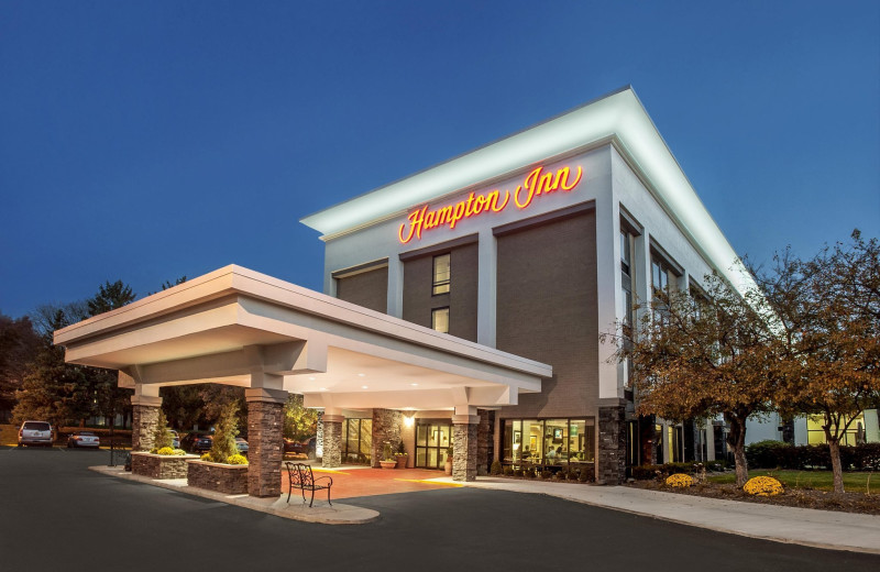 Exterior view of Hampton Inn Ann Arbor-South.