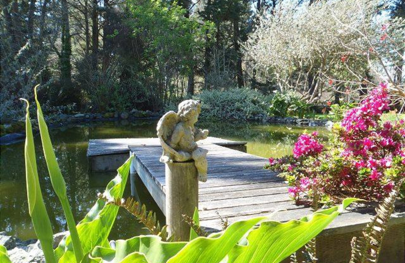 Vacation rental dock at Redwood Coast Vacation Rentals.
