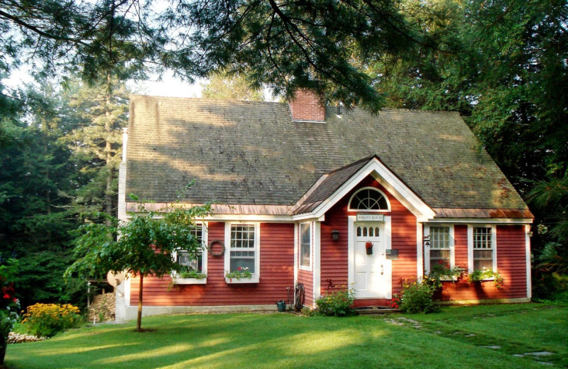 Exterior view of Abbotts Glen.