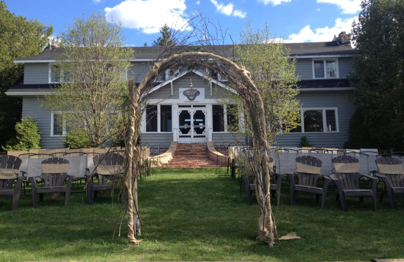 Wedding at Bonnie View Inn.