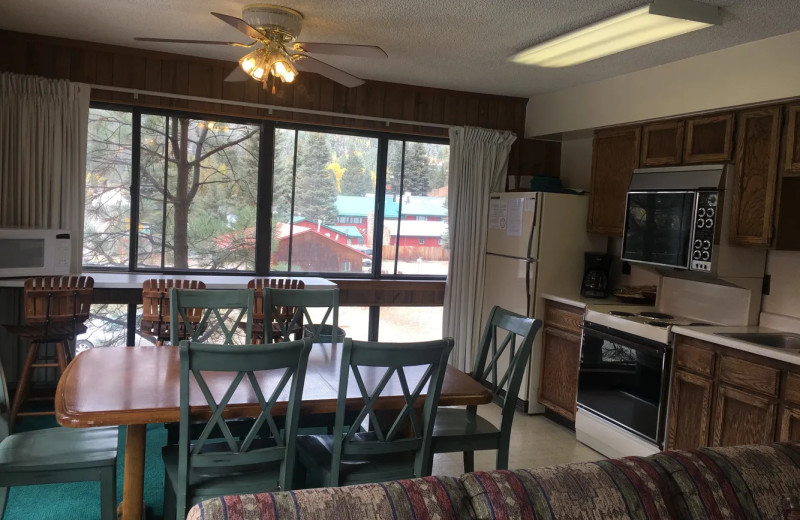 Guest room at Ponderosa Lodge.