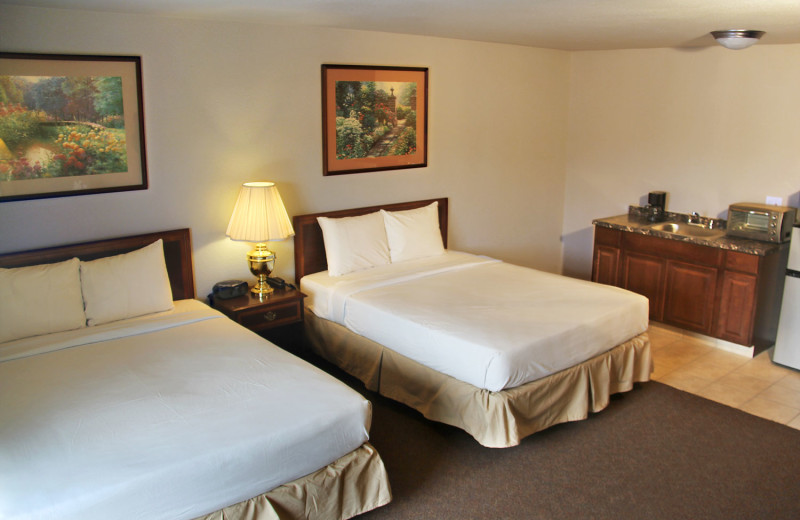 Guest room at Inn at St. George.