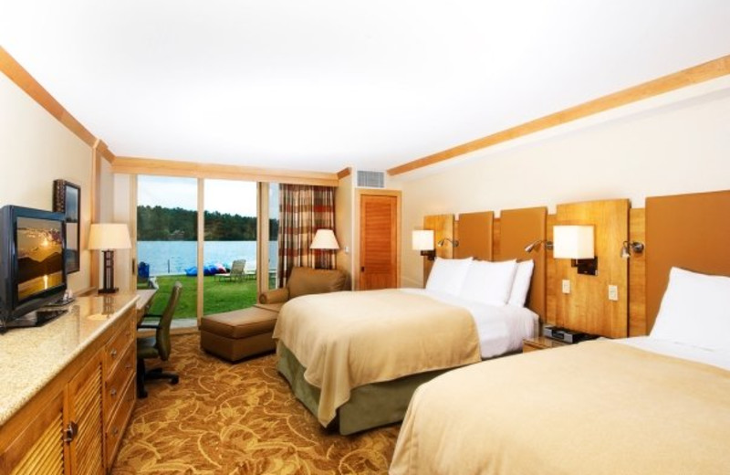 Suite Interior at High Peaks Resort
