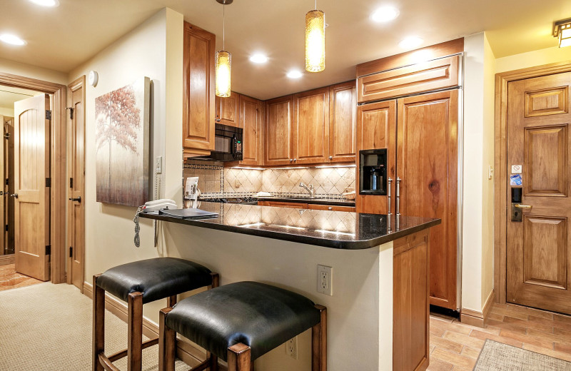 Guest kitchen at Antlers at Vail.