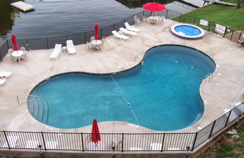 Outdoor pool at Golden Horseshoe Resort.