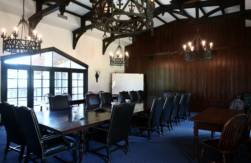 Meeting room at Greystone Castle Sporting Club.