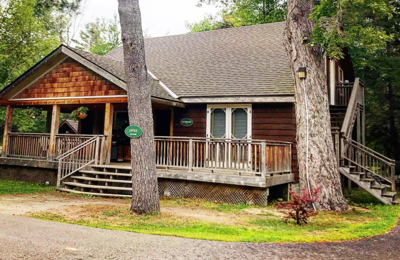 Cottage exterior at Patterson Kaye Resort.