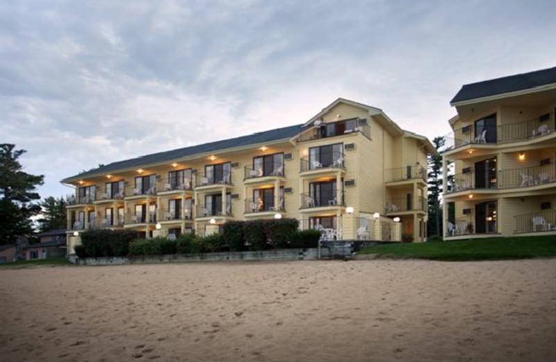 Exterior view of Pointes North.