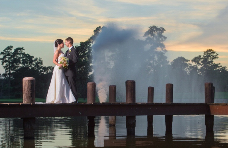 Wedding couple at The Woodlands Resort and Conference Center.