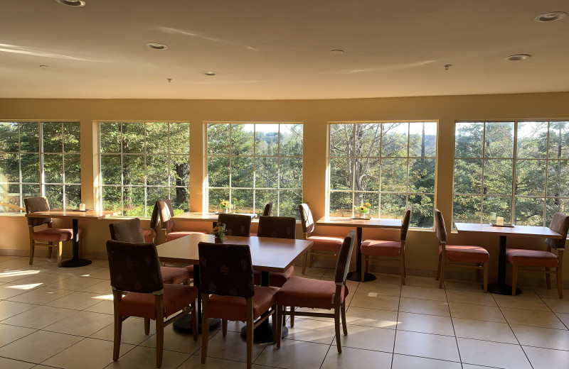 Dining at Rocklin Park Hotel.