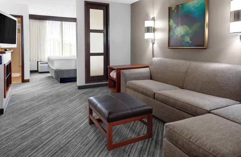 Guest room at Hyatt Place Livonia.