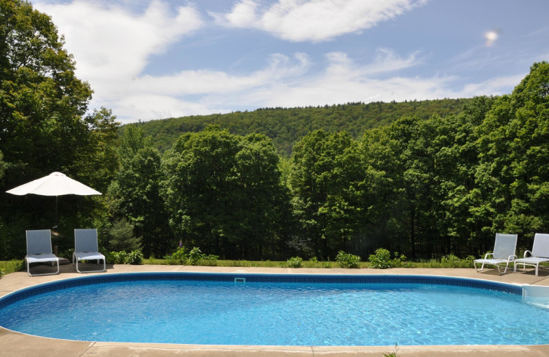 Outdoor pool at Woodstock Country Inn.