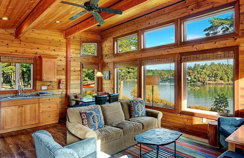 Guest living room at Snug Harbor Marina Resort.