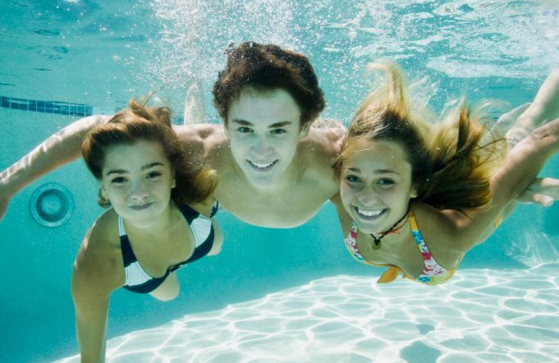 Swimming at Doral Arrowwood.