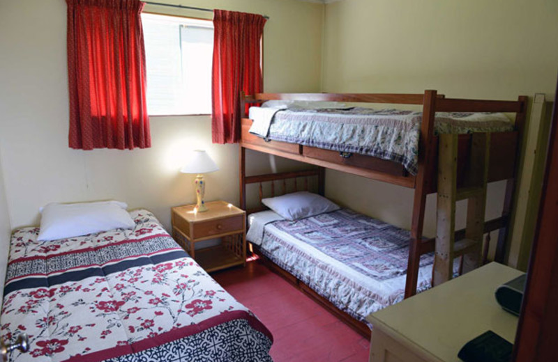 Cabin bedroom at Sunnylea.