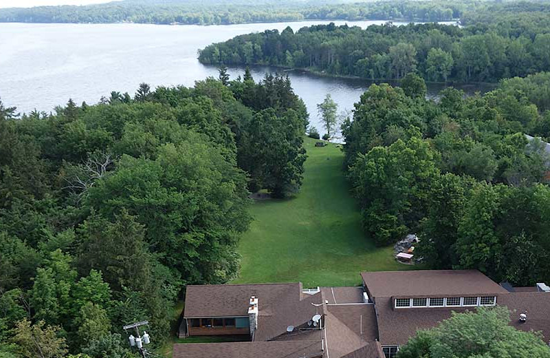 Aerial view of Tyler Place Family Resort.