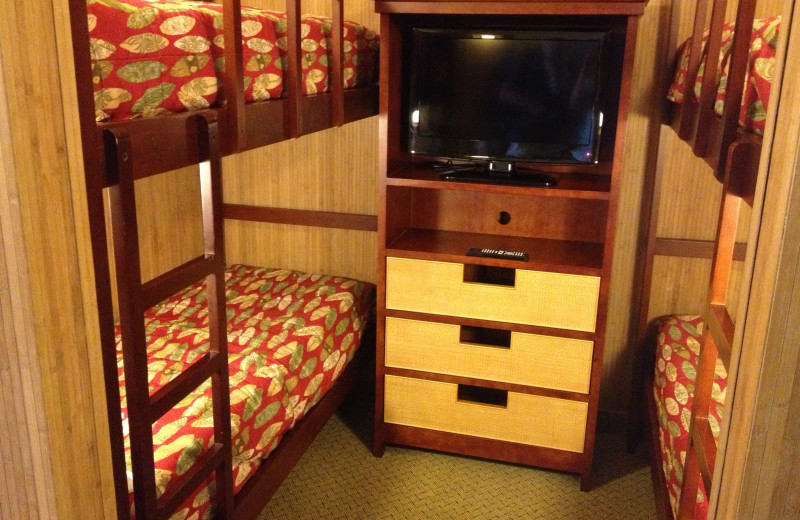 Bunk beds at Maui Sands Resort & Indoor Waterpark.