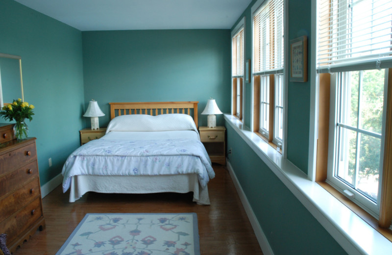 Guest room at Moffat Inn.