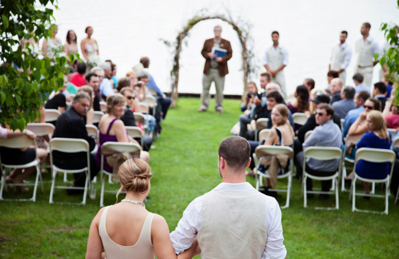 Weddings at Bonnie View Inn.