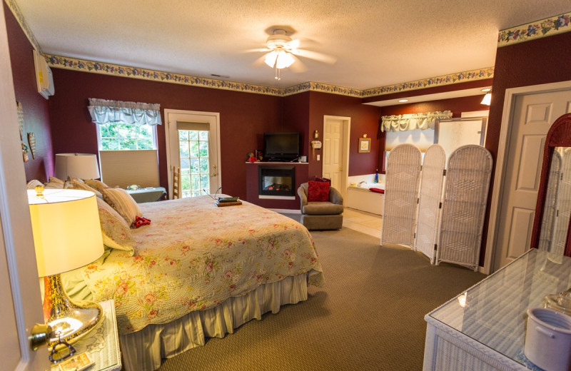 Guest room at The Inn at Harbour Ridge Bed and Breakfast.