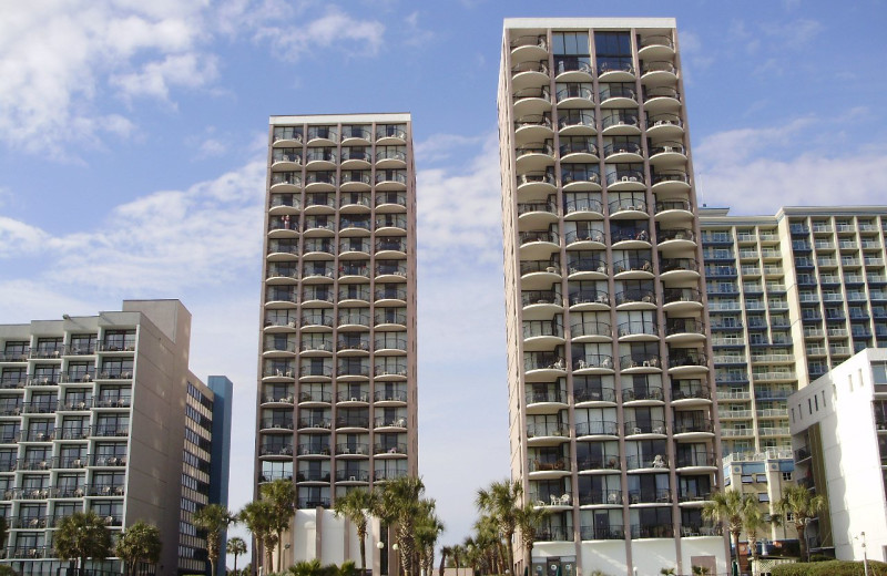 Exterior view of Palms Resort.