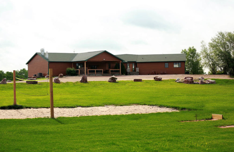 Exterior view of Granite Springs Lodge.