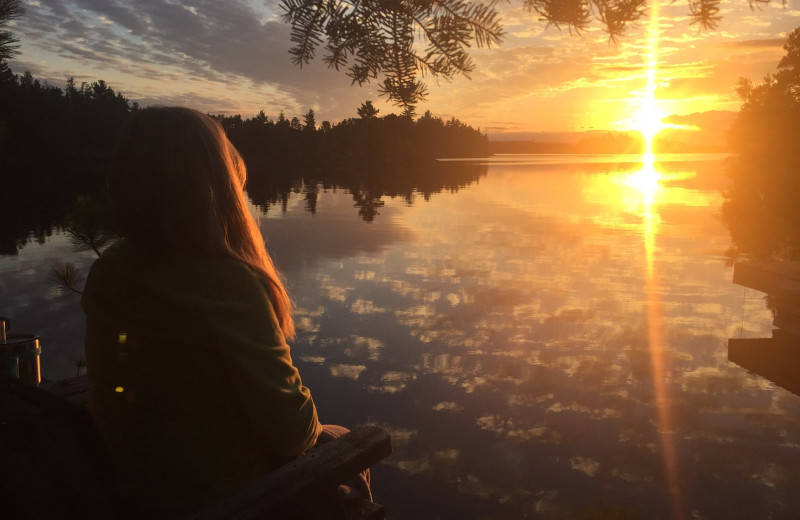 Sunset at Voyagaire Lodge and Houseboats.