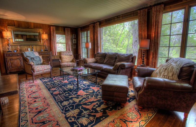 Rental living room at Yonder Luxury Vacation Rentals.