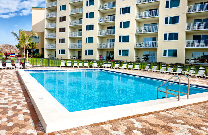 Outdoor pool at The Islander in Destin.