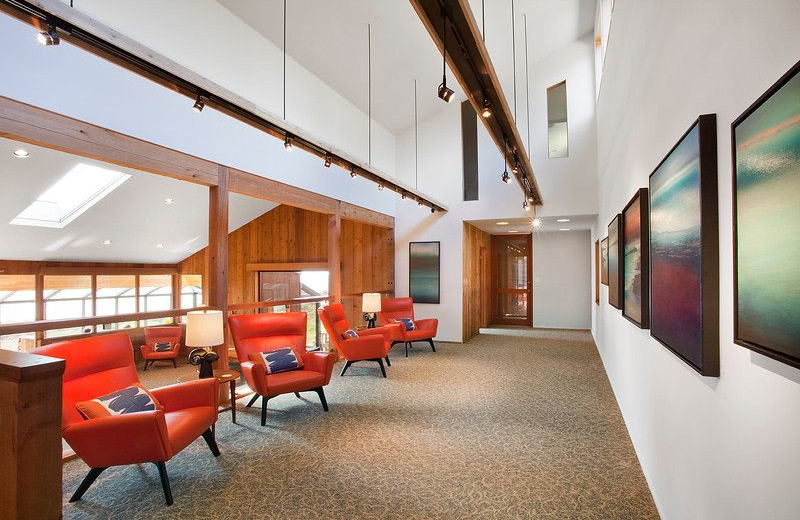 Sitting area at Sea Ranch Lodge.