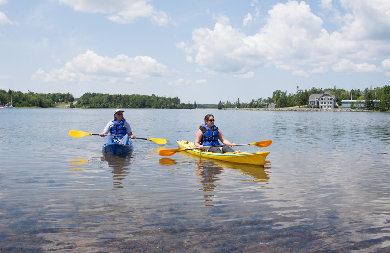 Kayaking at Dundee Resort & Golf Club.