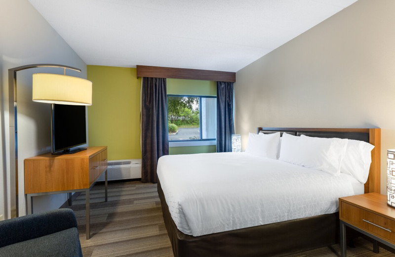 Guest room at Holiday Inn Express