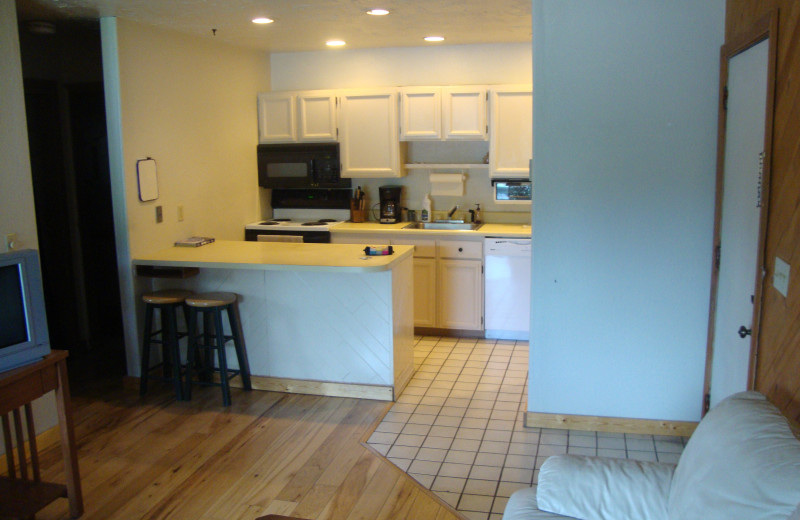 Rental kitchen at Axis West Realty Inc. 