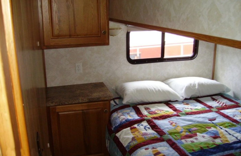 Houseboat bedroom at Kinsey Houseboats.