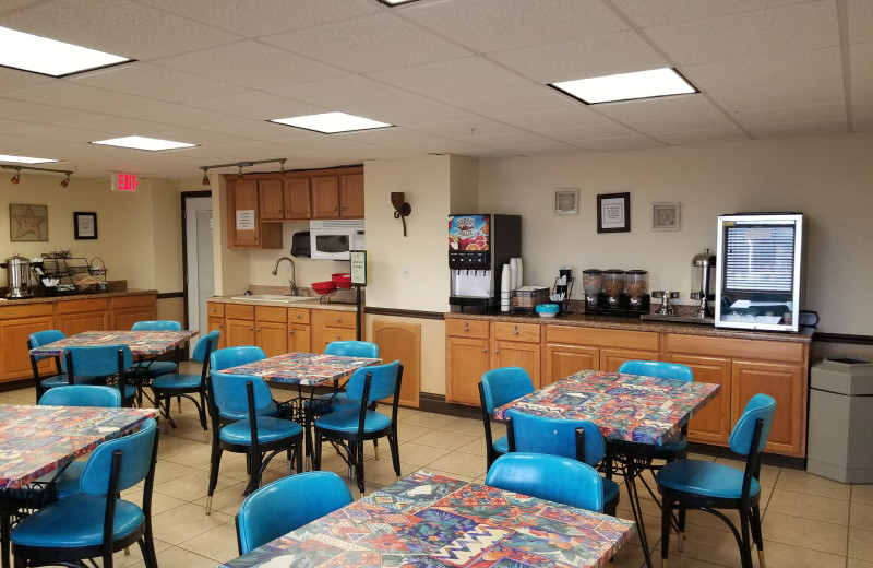 Breakfast area at Fountain Beach Resort.