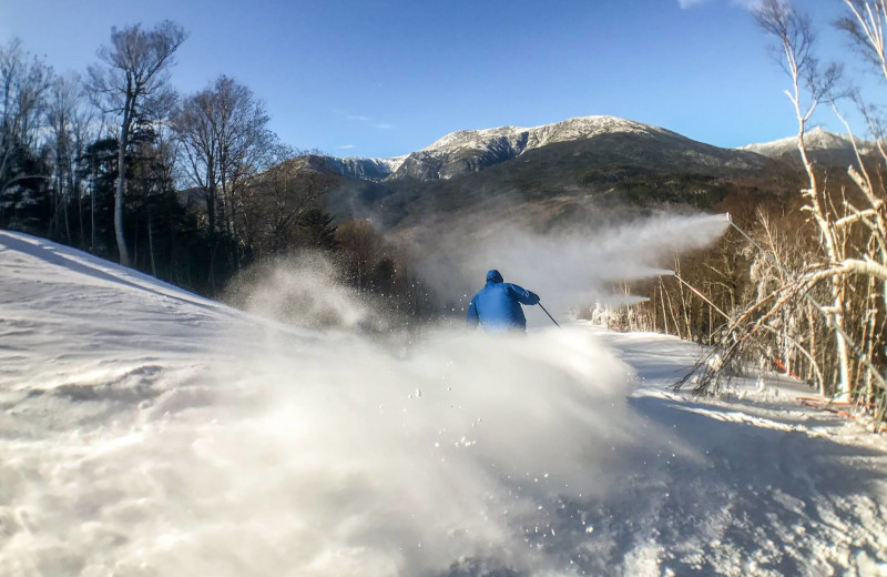 Skiing at North Conway Lodging.