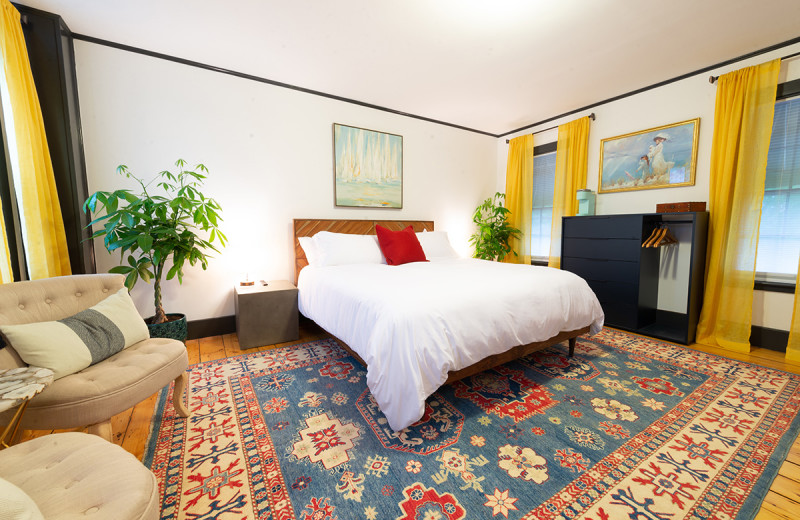 Guest room at Addison Choate.