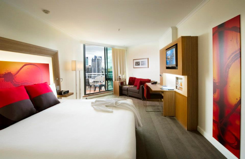 Guest room at Novotel Brisbane.