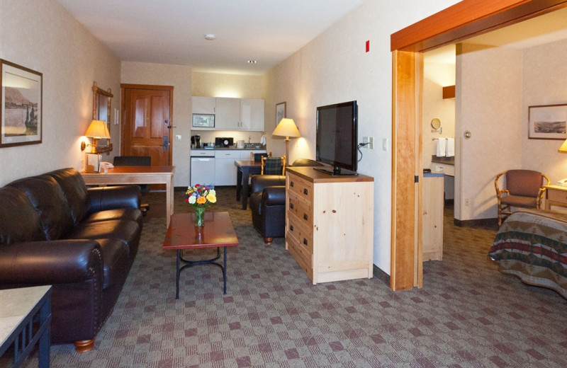 Suite interior at The Heathman Lodge.