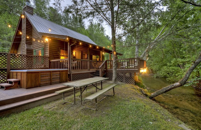 Rental exterior at Blue Sky Cabin Rentals.