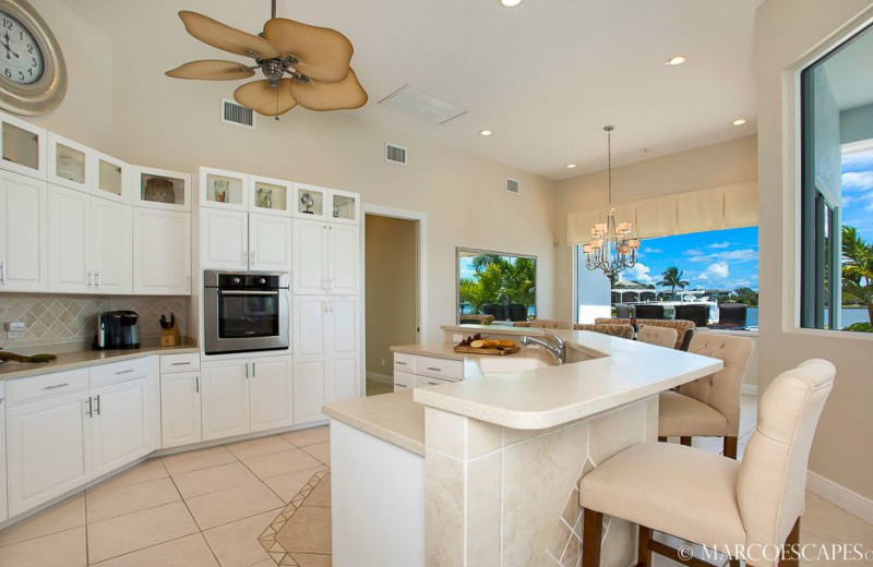 Rental kitchen at Marco Escapes.