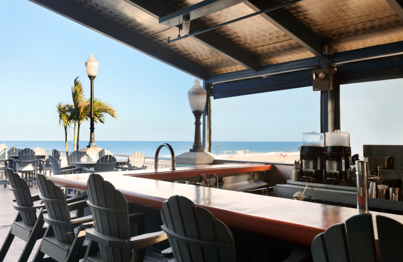 Outdoor dining at Holiday Inn Suites Ocean City.