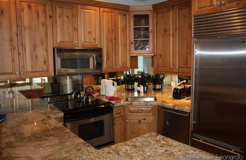 Guest kitchen at Sun Vail Condominiums.