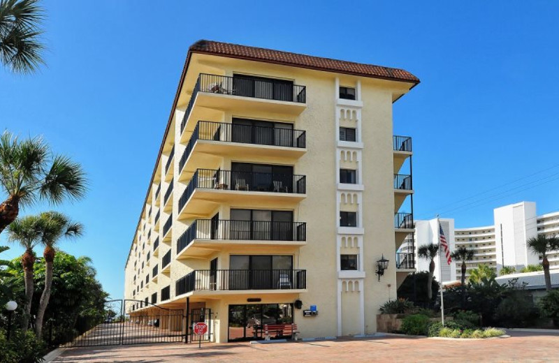 Exterior view of El Presidente Condos.