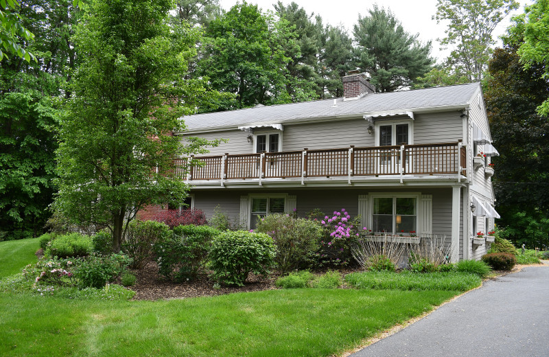 Exterior view of Journey Inn.