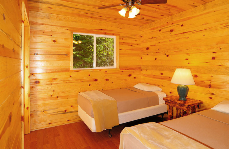 Guest bedroom at Whitefish Bay Camp.