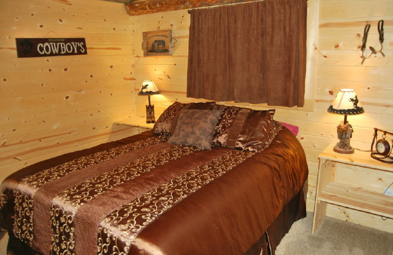 Cottage bedroom at Canyonlands Lodging.
